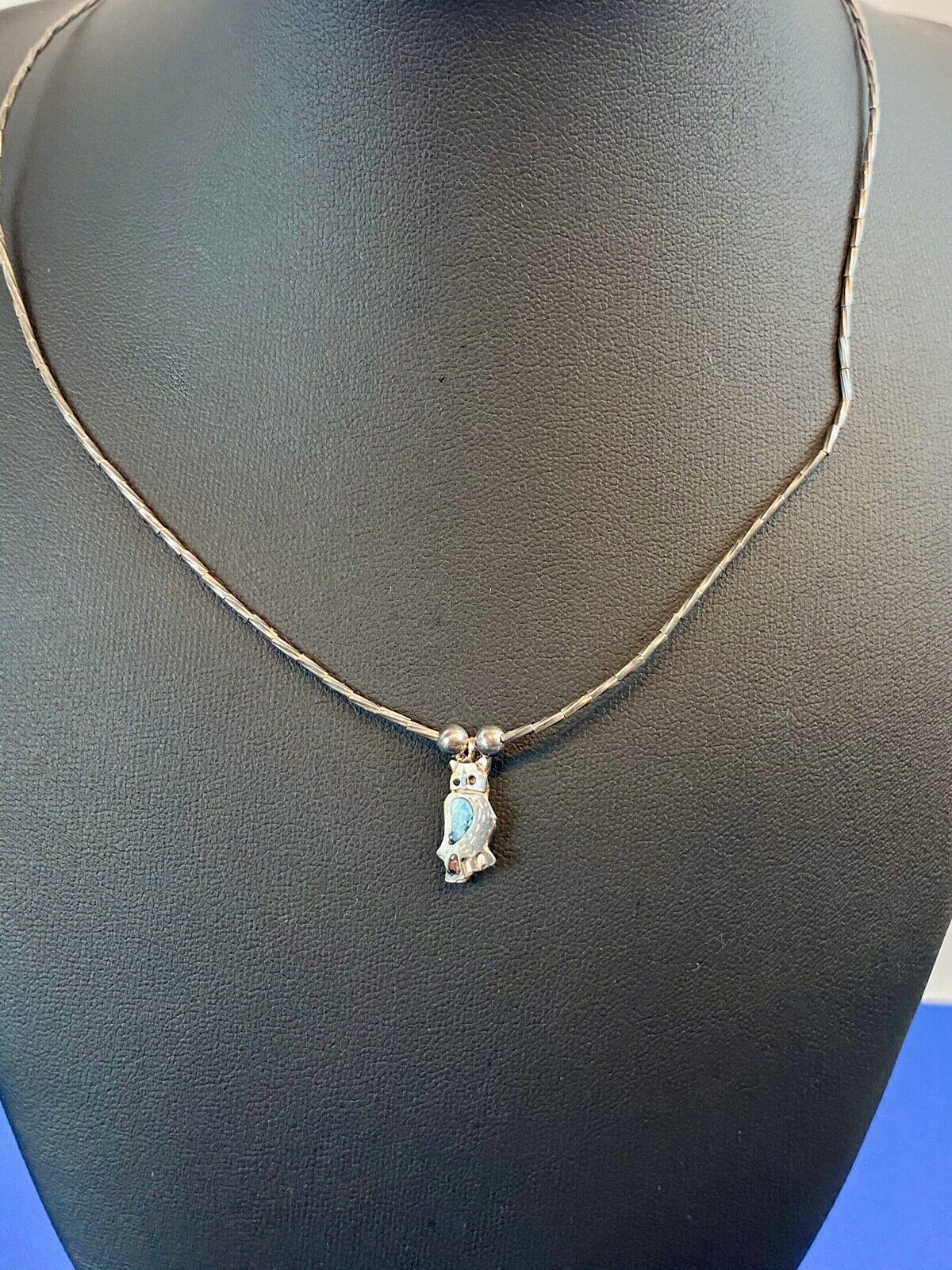 Adorable Owl Inlaid Faux? Turquoise Wings Pendant On Silver Color Necklace 