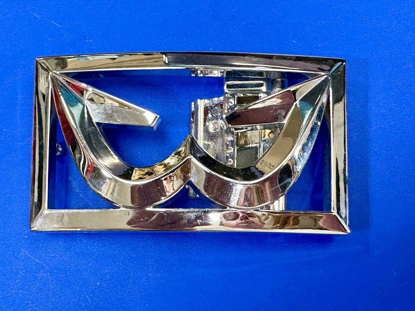 unique see through dual hook pattern silver color reflective belt buckle