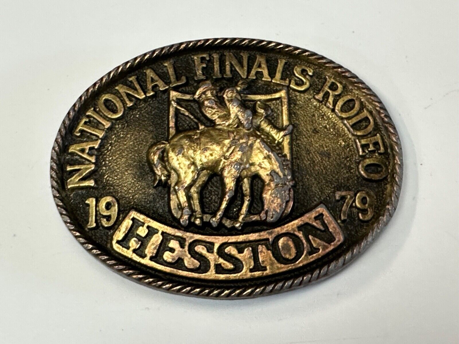 1979 Cowboy Saddle Bronc NFR National Finals Rodeo HESSTON belt buckle