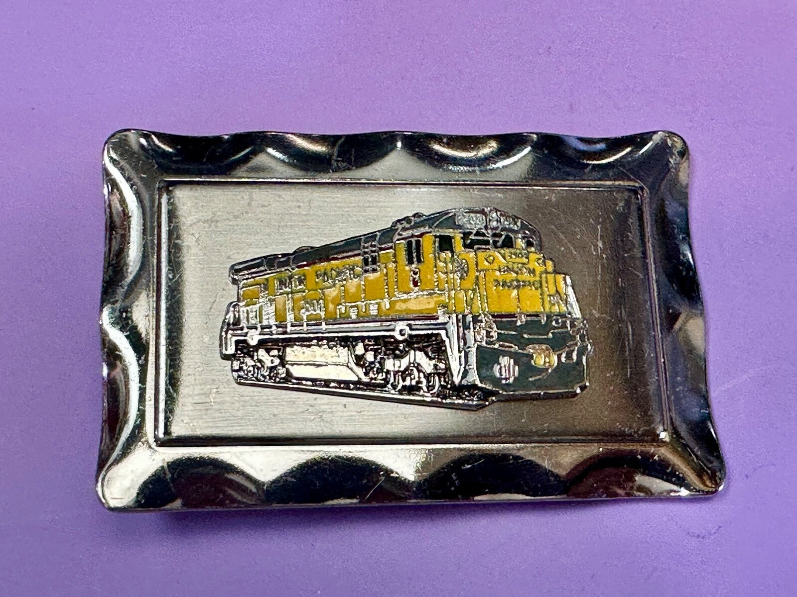Union Pacific Yellow Train Rail Road Steam Engine Silver Tone Vtg. Belt Buckle