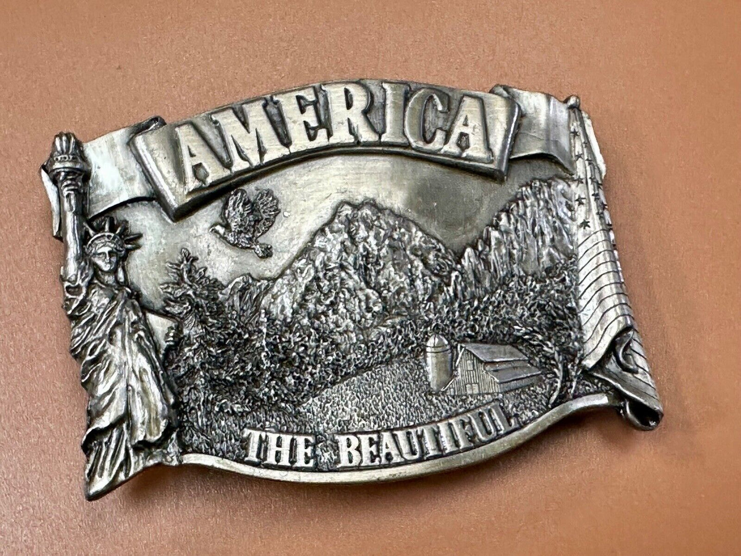 America the beautiful Patriotic United States Vintage 1983 Bergamot belt buckle