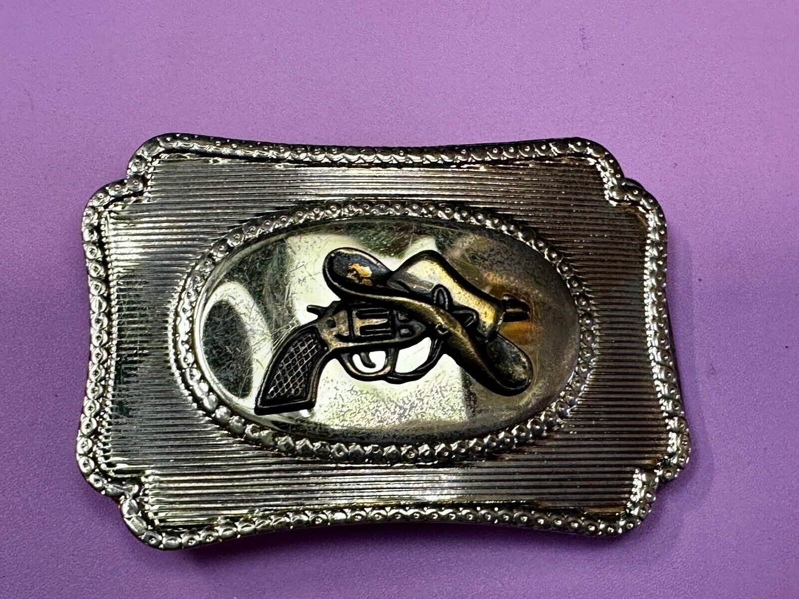 Vintage Cowboy Hat & Revolver Pistol Western Belt Buckle 6 Shooter Gun Buckle