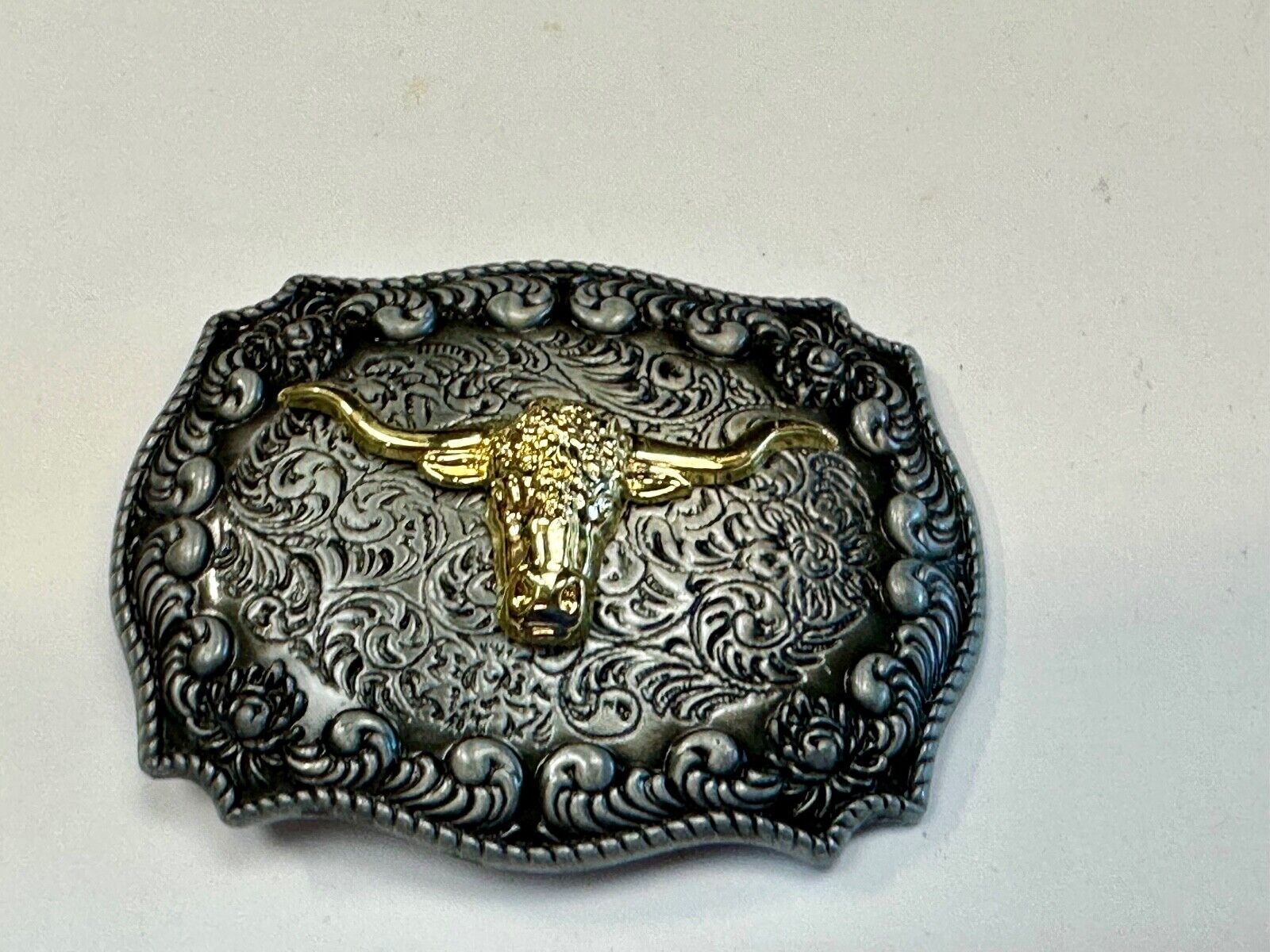 Two tone Ornate LONGHORN SKULL western belt buckle