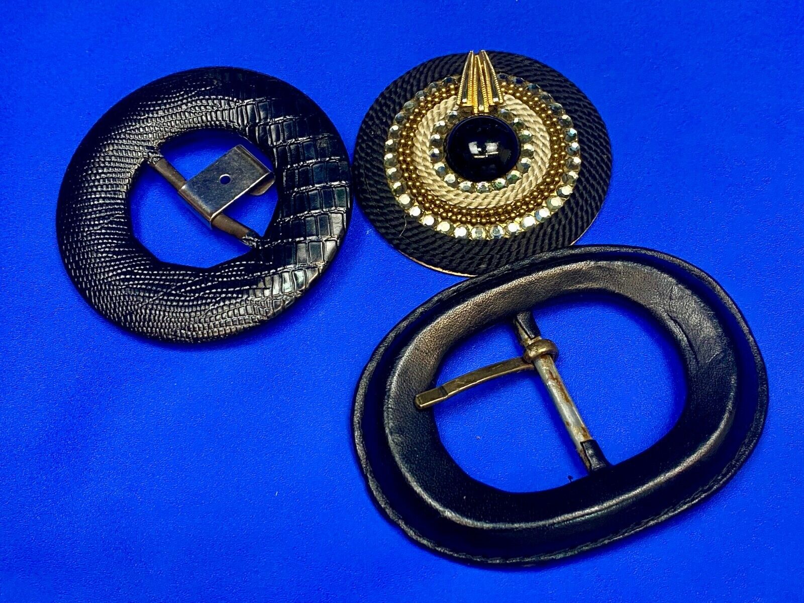 3 Pc Lot Of Black And Gold Tone Scarf Slides Belt Buckle Charmant