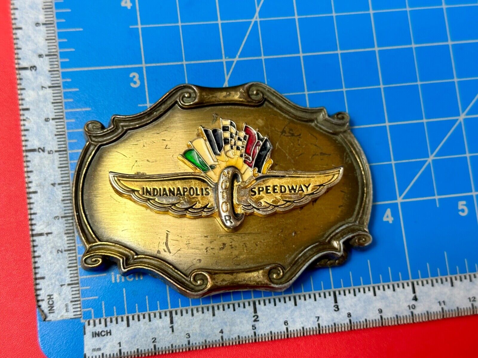 Vintage Indianapolis 500 speedway western framed belt buckle by Raintree
