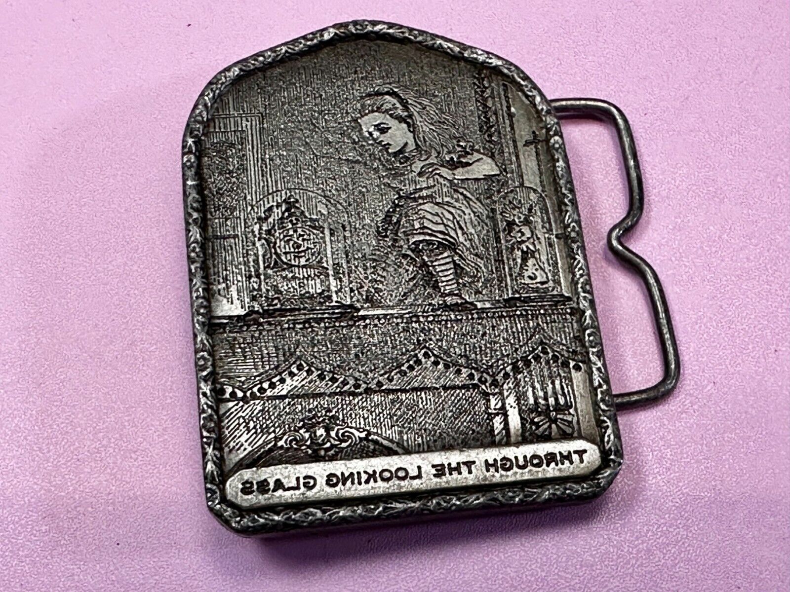 Alice In Wonderland Through The Looking Glass Vintage 1974 Belt Buckle- Bergamot