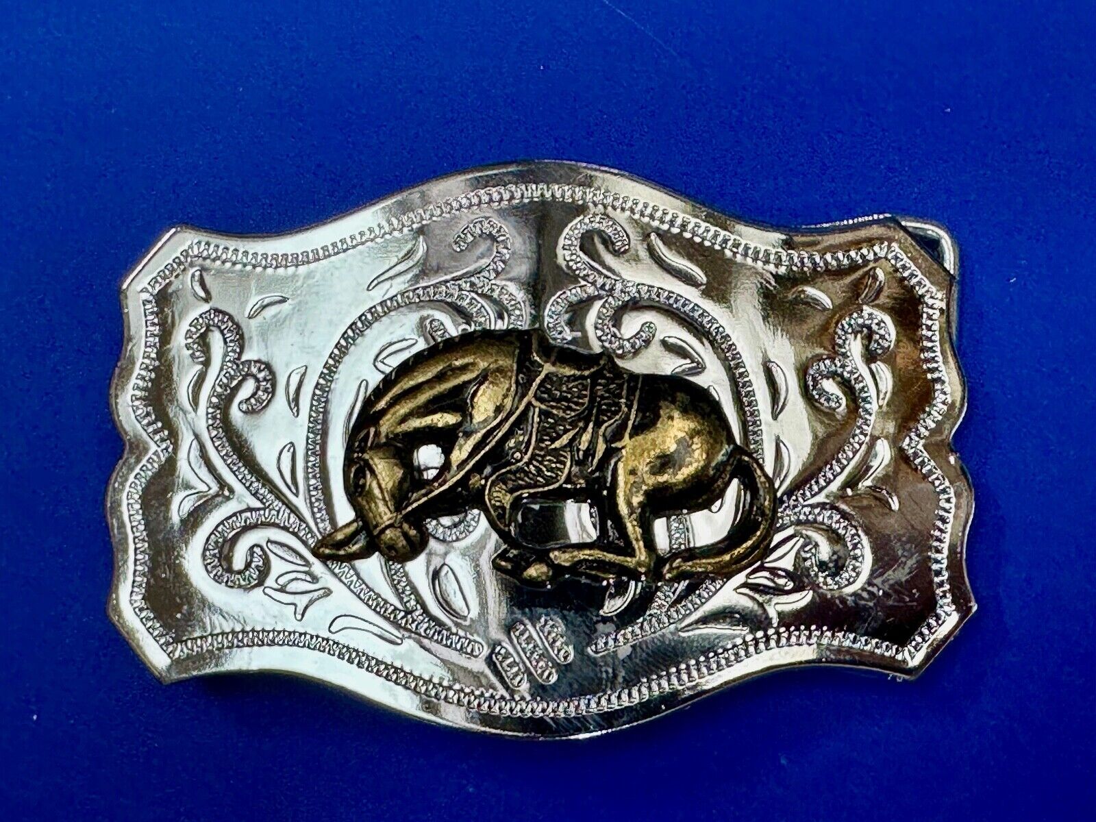 Two Tone Bucking Bronc Bronco Saddle Horse Rodeo vintage belt buckle