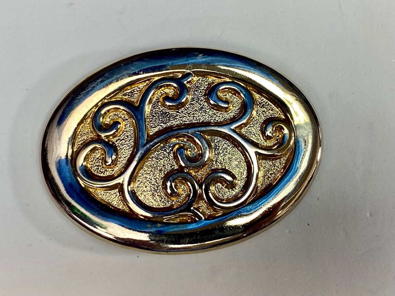 Unique Gold Tone Motion East Flower Swirl Belt Scarf Clip Slide Buckle 