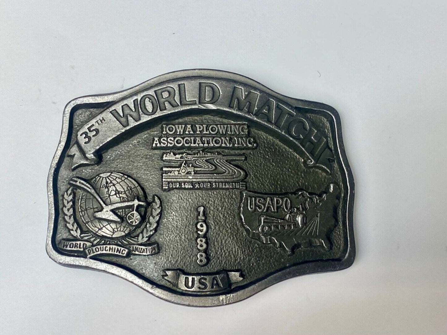 USA Plowing Organization IOWA USAPO  world match 1988 commemorative belt buckle