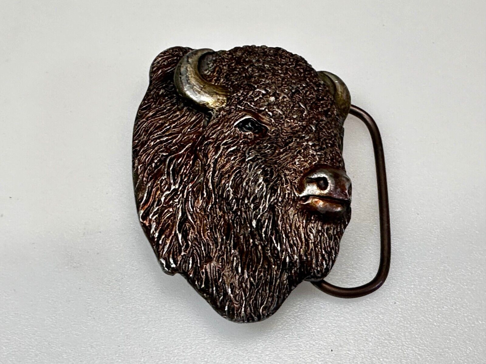 Bison Buffalo Grazing Bull Head Belt Buckle 1999 by Bergamot Brass Works # 1-144