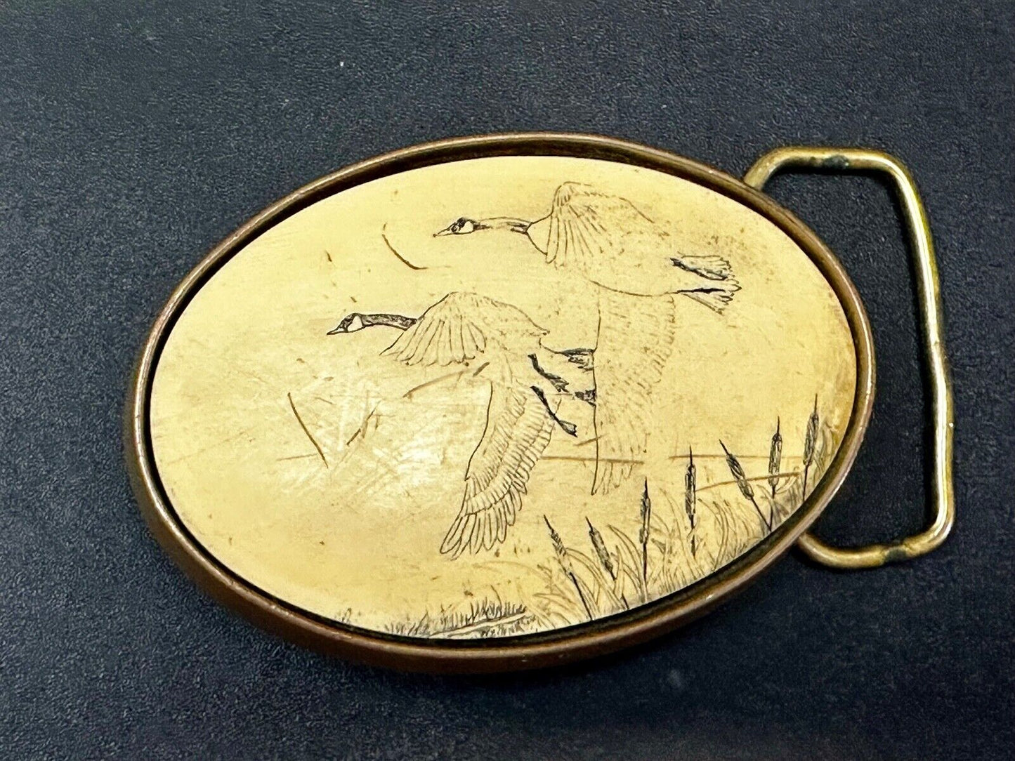 Two flying Ducks - Faux Scrimshaw Drawing Style Vintage Belt Buckle by Barlow
