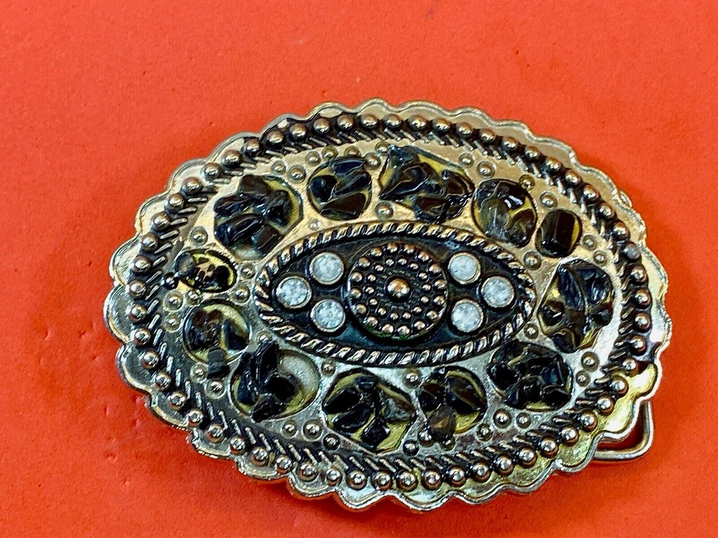 Artisan? Chunky stone? real or fake leaf pattern black color Belt Buckle 