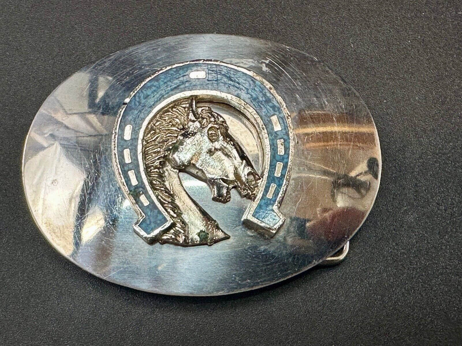 Vintage horse head bust in turquoise chip horseshoe on western belt buckle