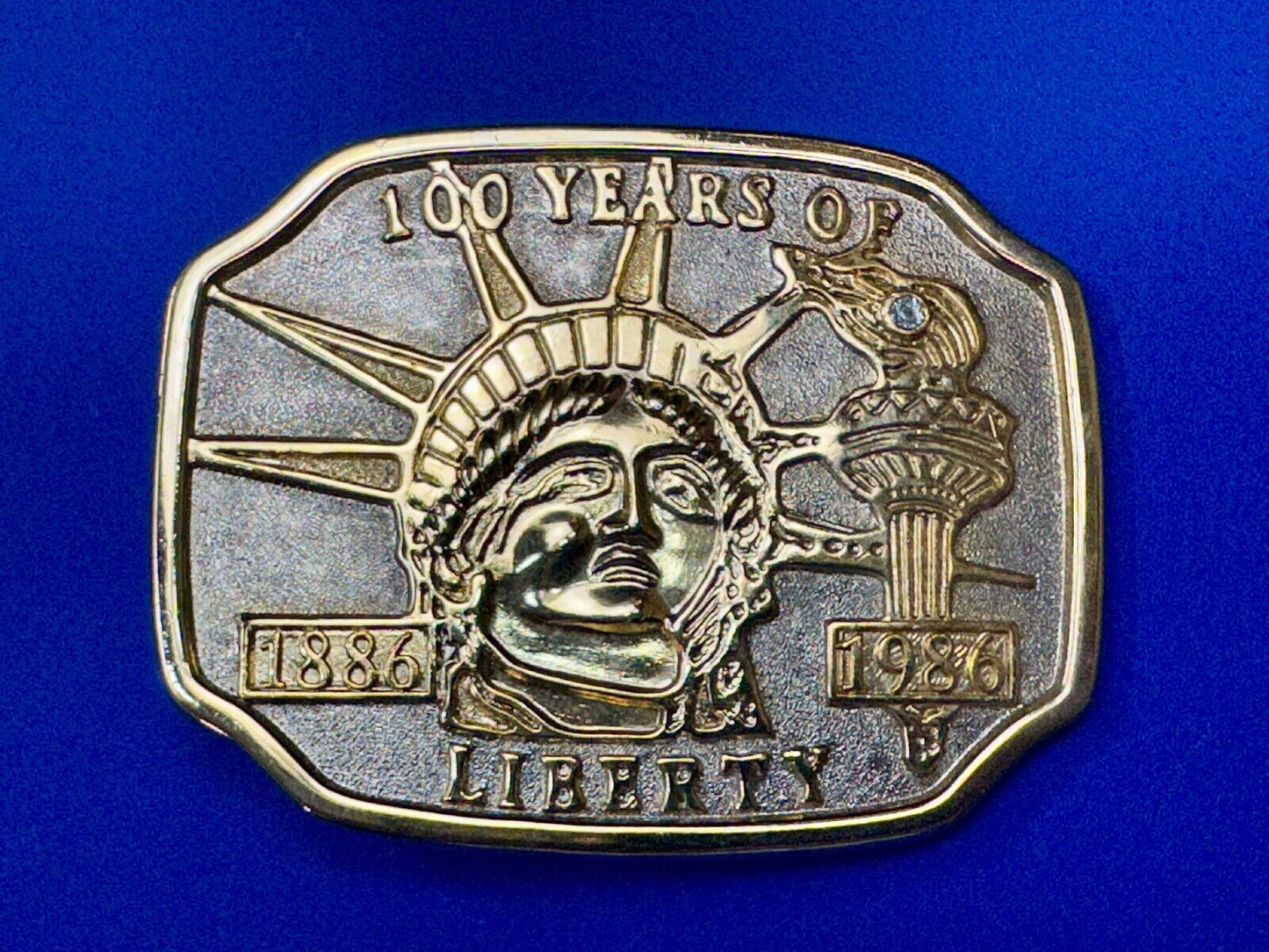 100 Years of Liberty  NYC statue of Lady Liberty two tone Souvenir belt buckle