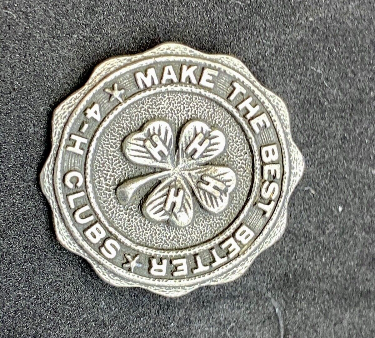 4H Club  Make The Best Better Silver Color Collectable Pin
