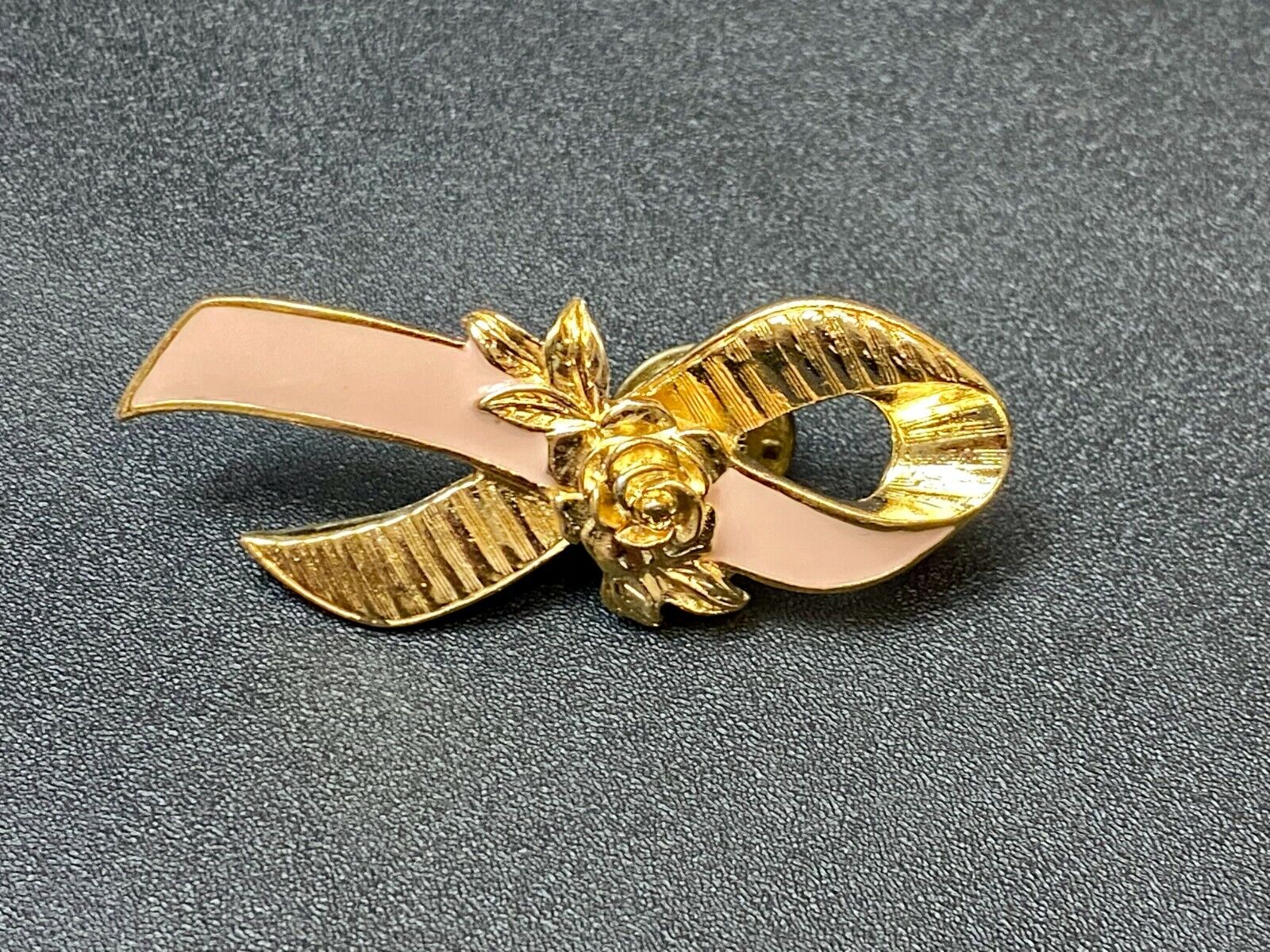 Vintage Avon Breast Cancer Awareness Lapel Pin Pink Ribbon Roses Brooch Pin