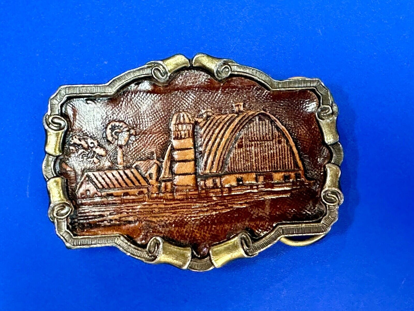Americas Great Farmland vintage 1980 Great American vintage belt buckle Co
