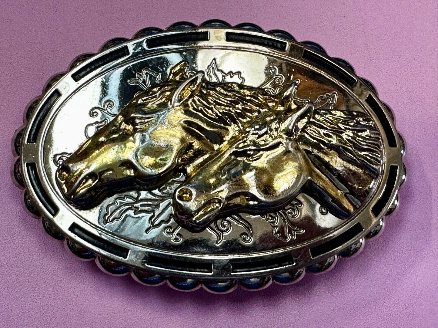 Two horse heads - Vintage two tone oval Belt Buckle with reflective backing
