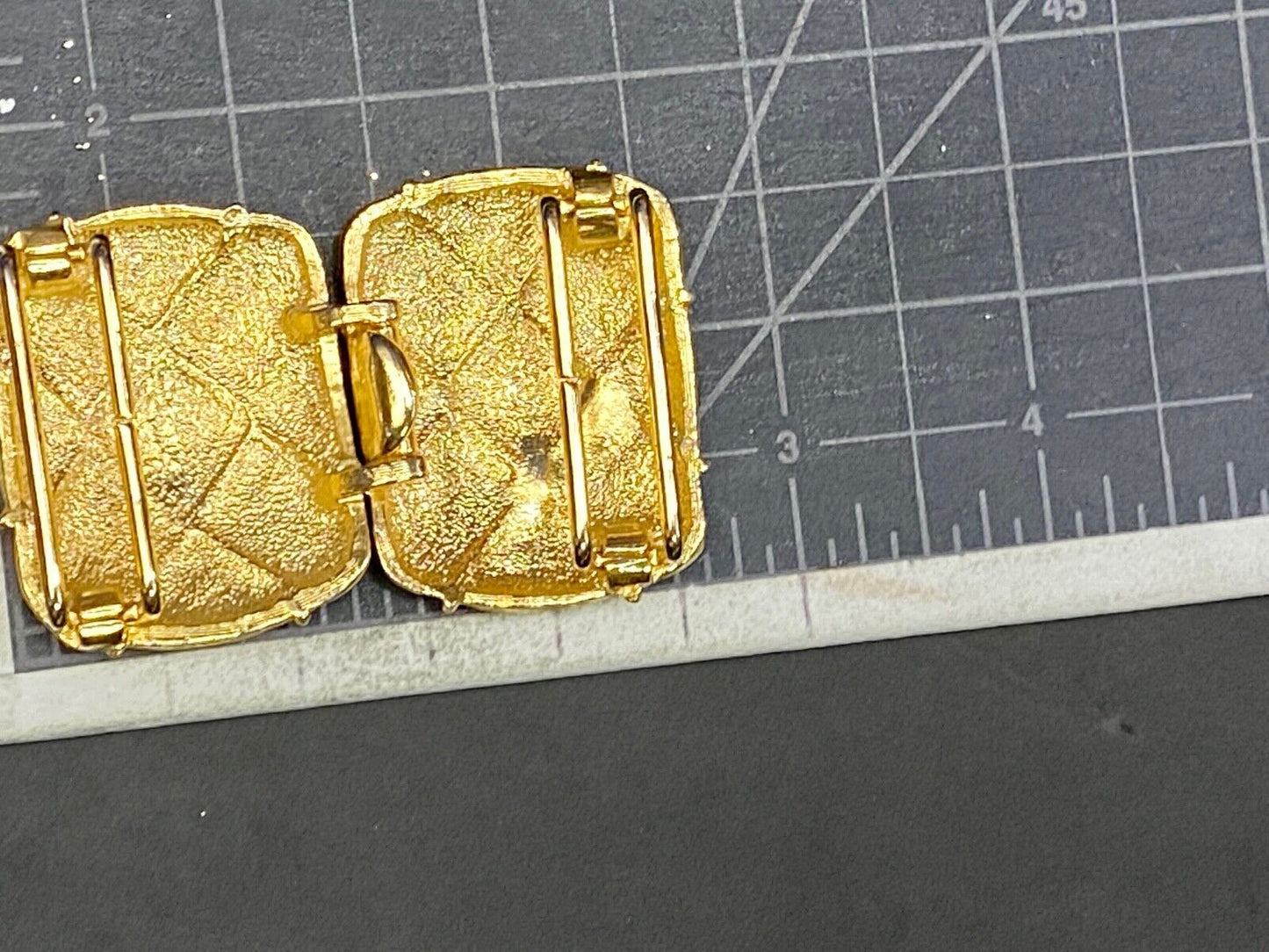 Vintage Gold Tone Basket Weave Pattern Interlocking Two Piece Belt Buckle 