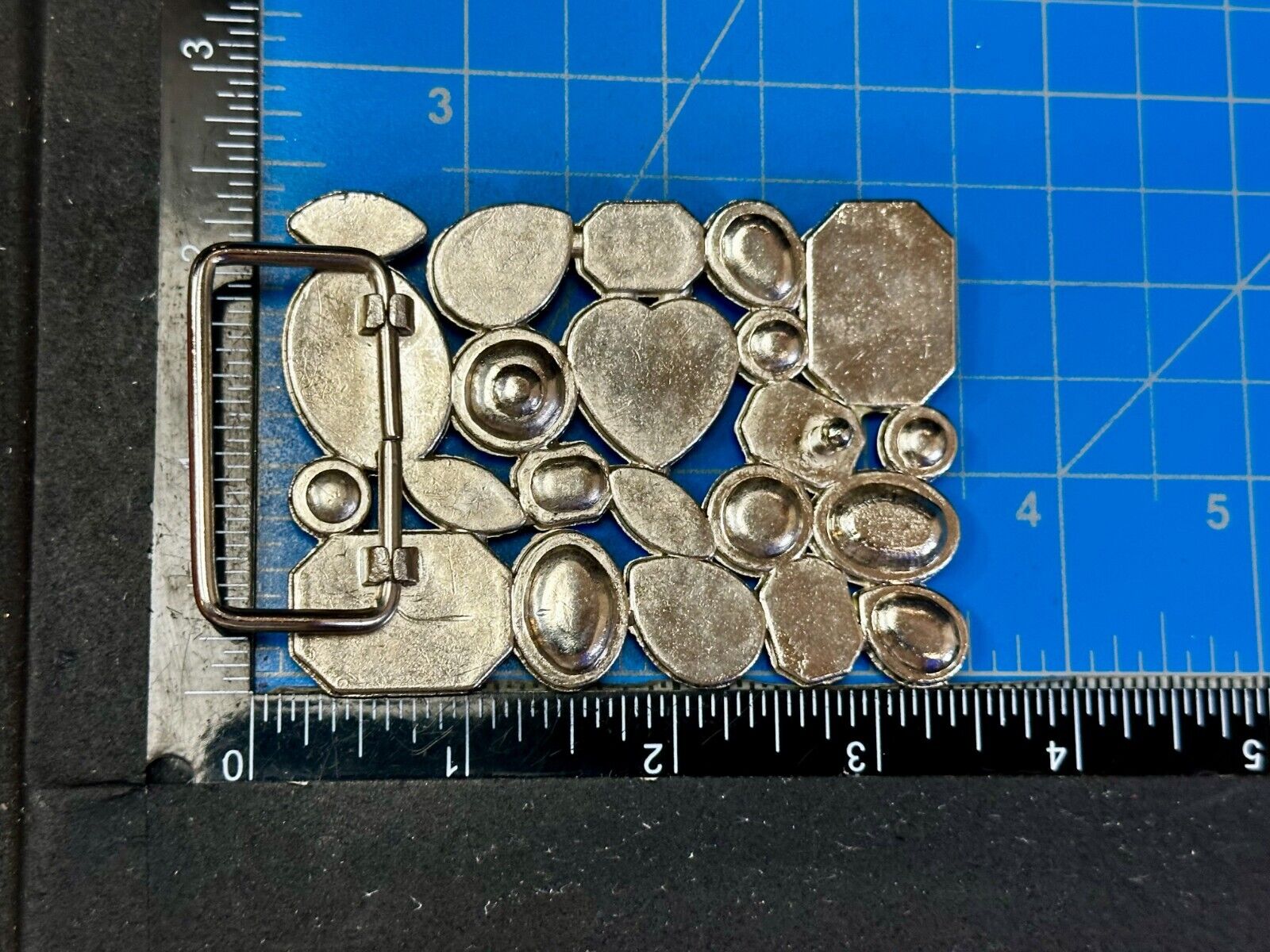 Unique Large Rhinestone's? Covering See Through Silver Tone Belt Buckle
