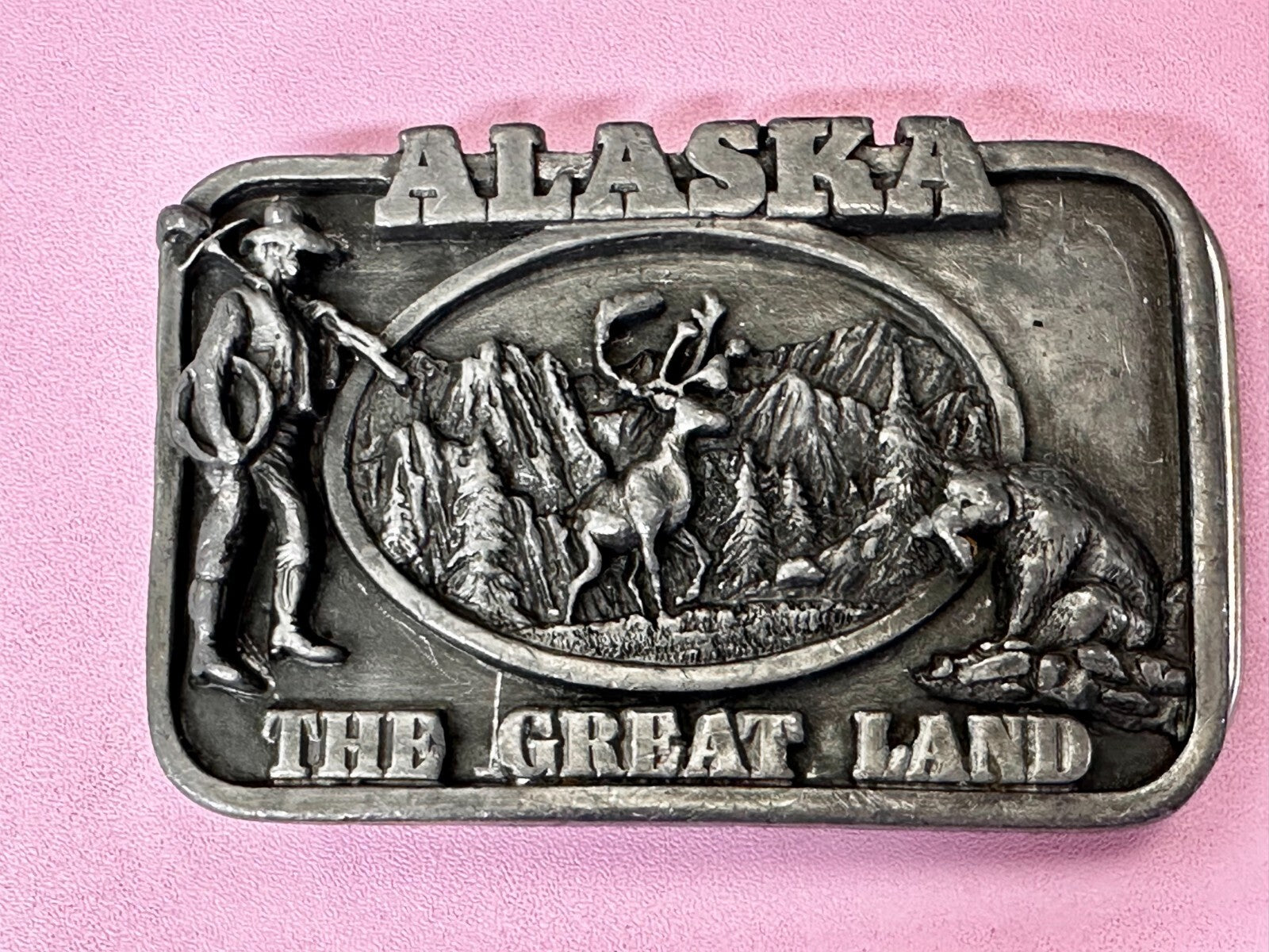 Alaska State The Great Land Last Frontier Wildlife Scene Siskiyou Belt Buckle