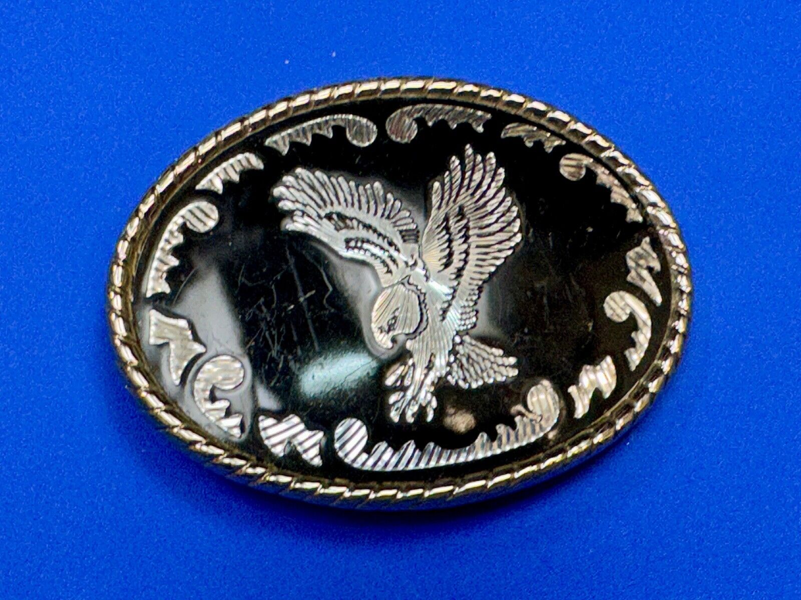 unique flying hunting diving EAGLE western Silver & black color belt buckle - W