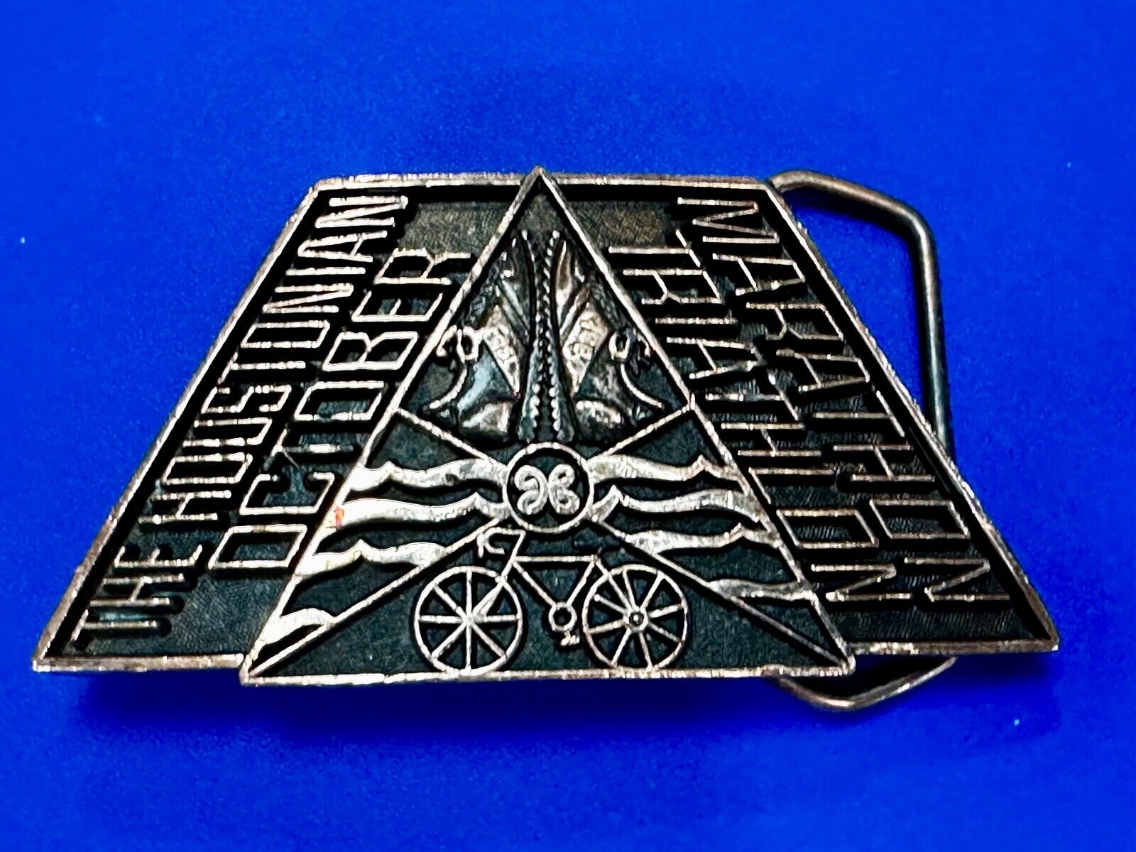 The Houstonian Marathon Trainer Texas Bike Race October Vintage 82 Belt Buckle
