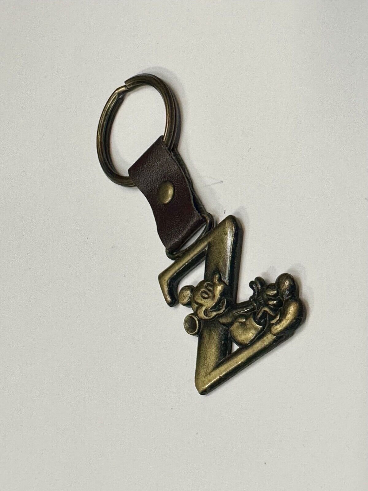 VINTAGE LETTER INITIAL Z MICKEY MOUSE DISNEY KEYCHAIN BRASS and LEATHER FOB