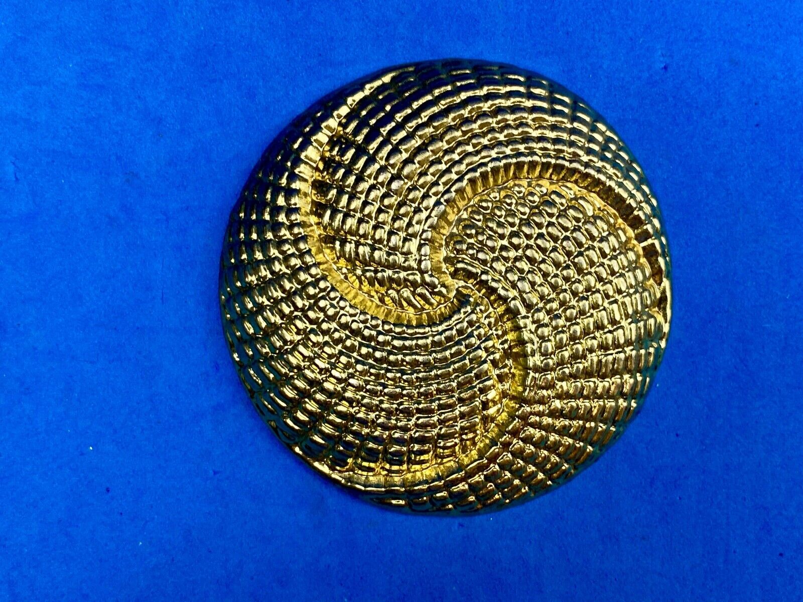 Vintage gold tone circle swirl scarf sash clip purse shoe belt buckle 