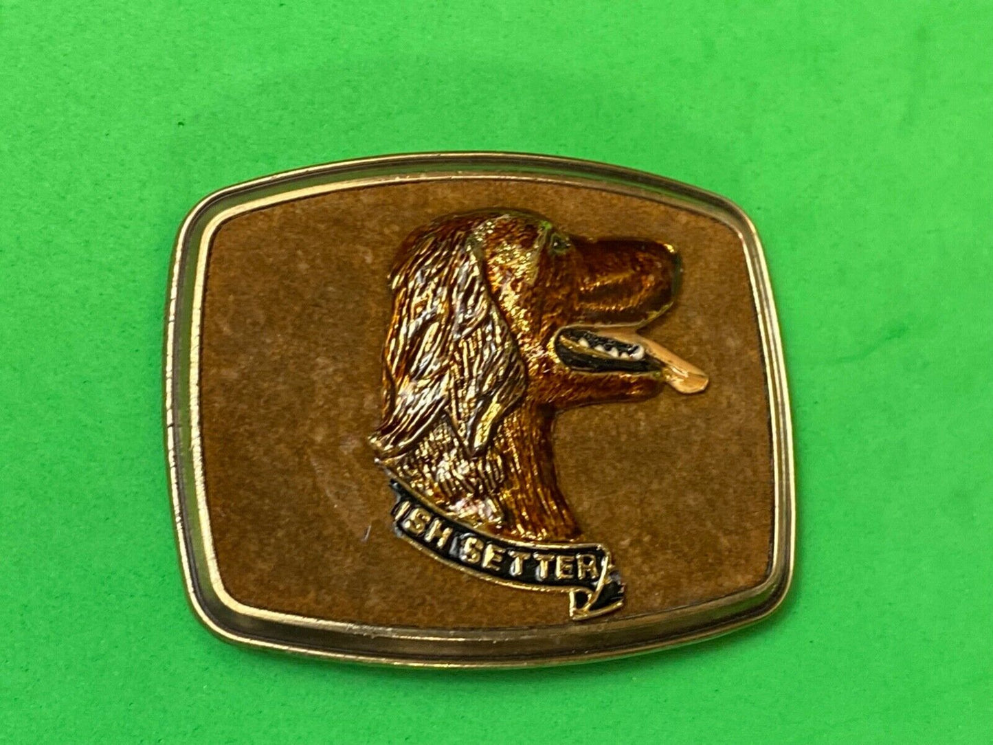 Vintage Irish Setter Dog - Man's Best Friend belt buckle 1979 Raintree