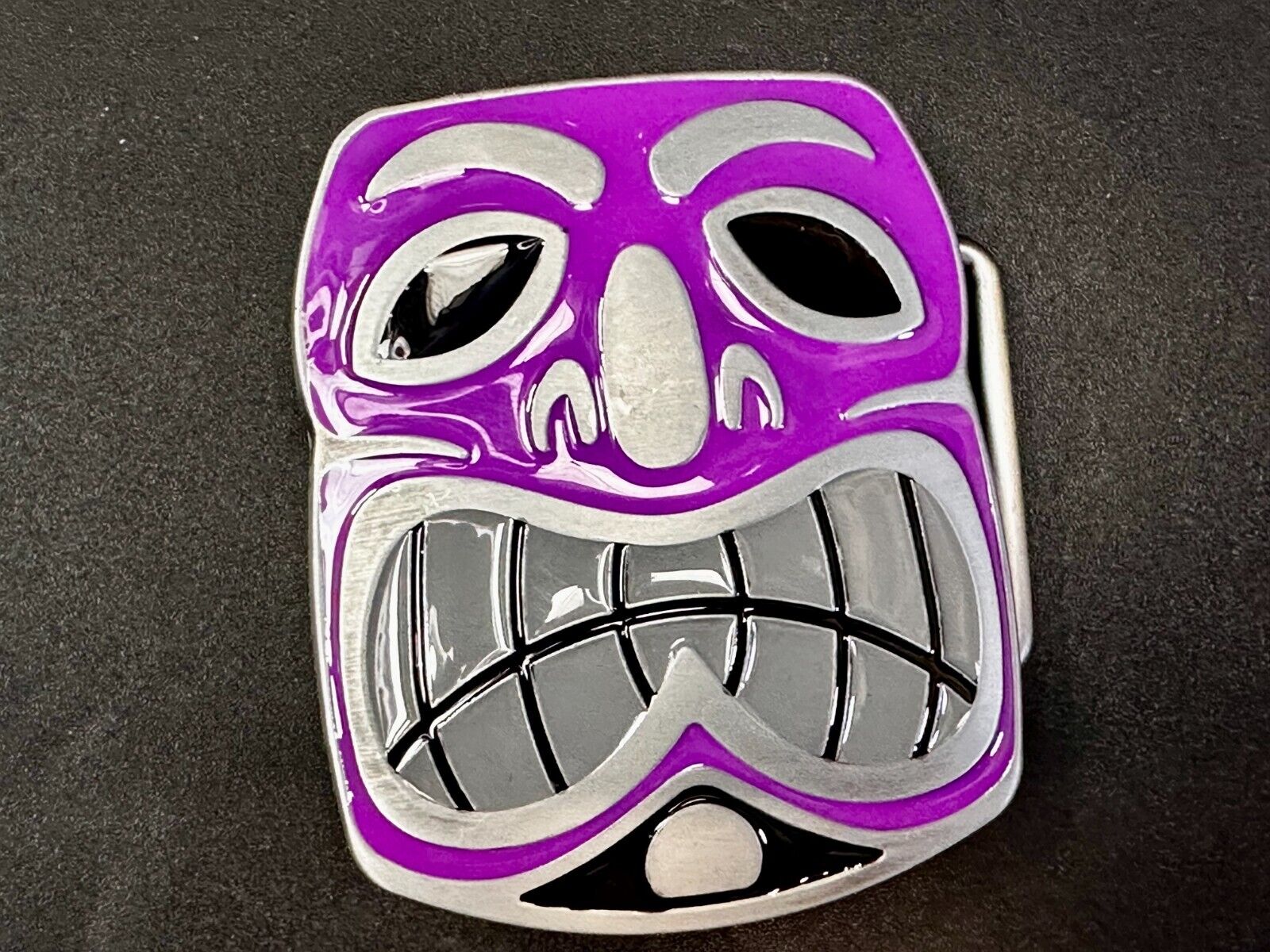 Tribal Tiki Mask Statue Animation Hawaiian Silver & Purple Color Belt Buckle