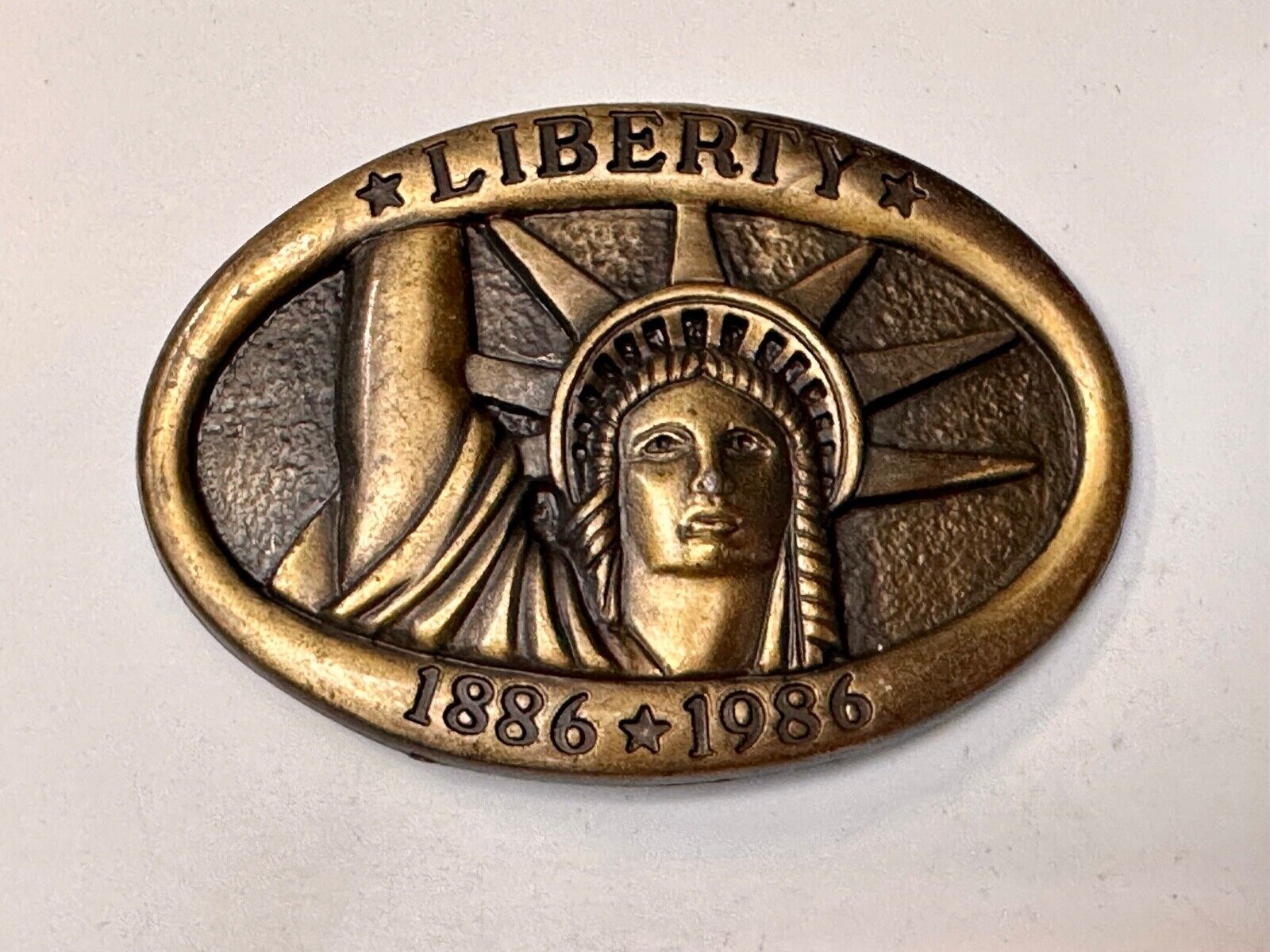 100 year Anniversary 1986 Statue of Lady Liberty Brass tone Belt Buckle