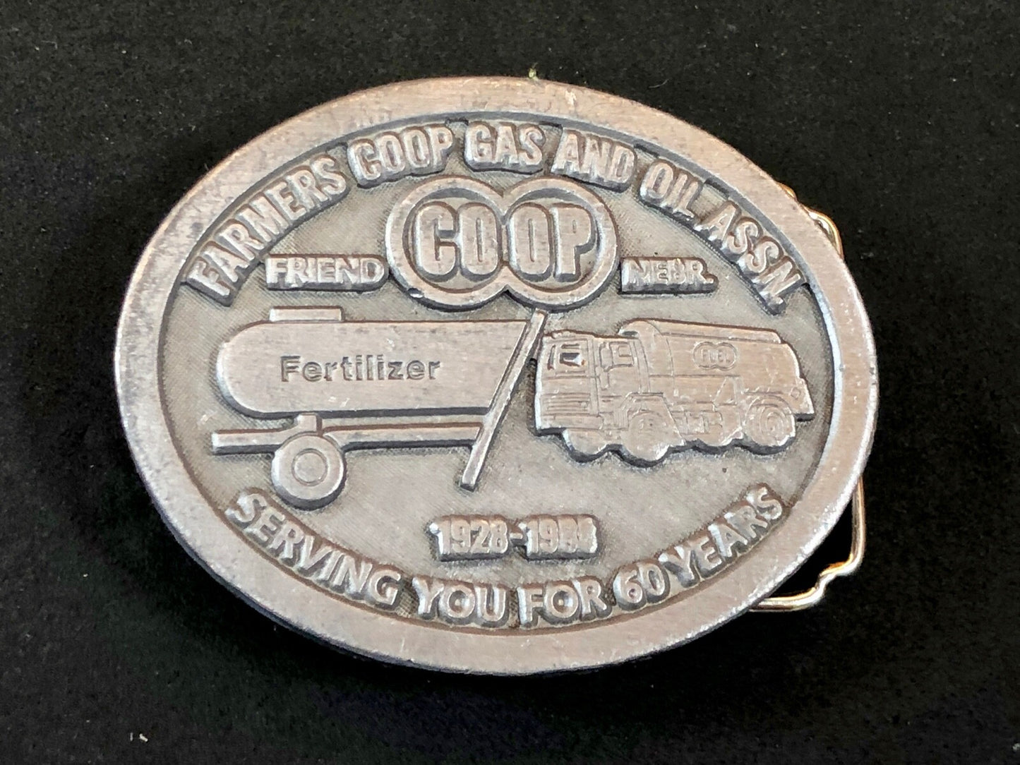  VINTAGE 1980's  **FARMERS COOP GAS & OIL ASSN. 60 YEARS** OILFIELD BUCKLE