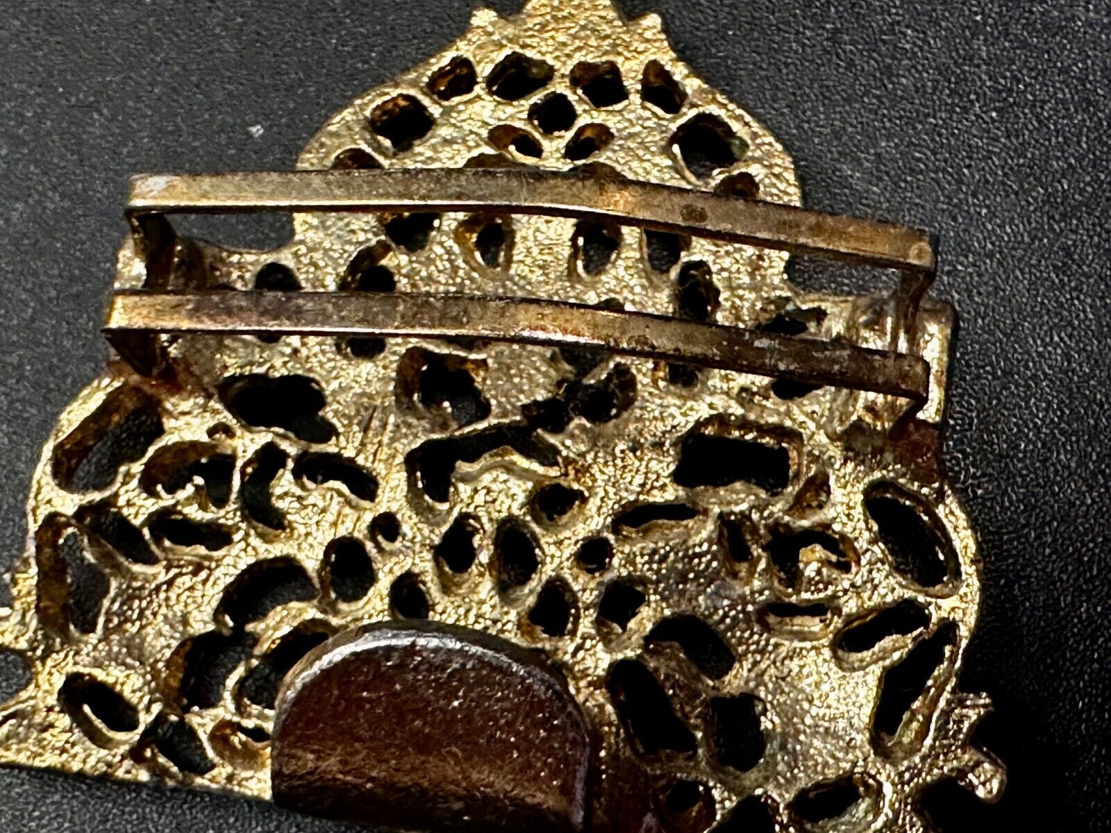 Victorian Style Filigree Metal Two Piece Interlocking Gold Tone Belt Buckle