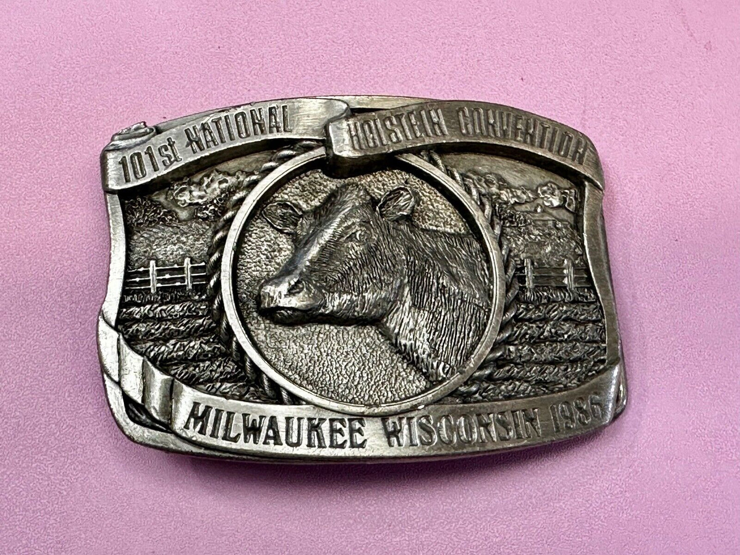 101st Holstein Convention The Dairy Shrine Milwaukee Wisconsin 1986 Belt Buckle