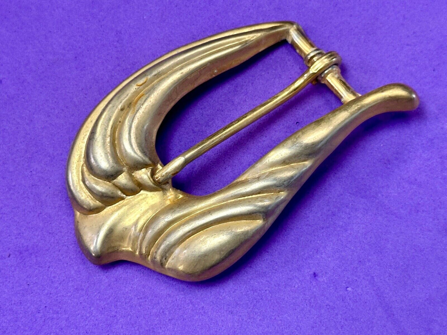 Victorian vibe - vintage gold tone replacement belt buckle