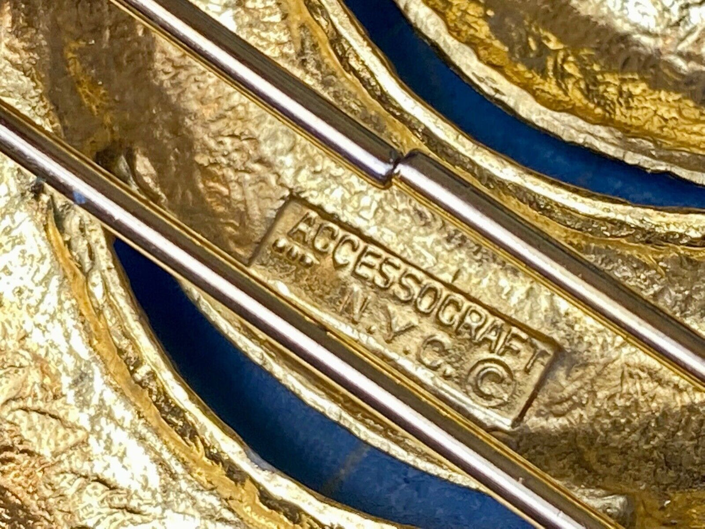 80's Accessocraft NYC Loops - Two piece Interlocking gold color belt buckle