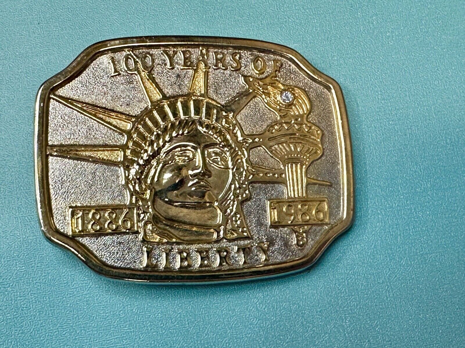 100 Years of Liberty  NYC statue of Lady Liberty two tone Souvenir belt buckle