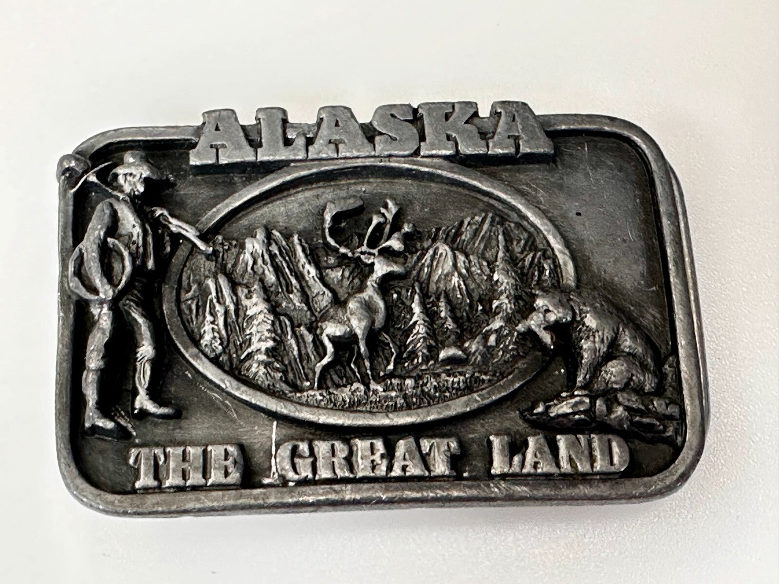 Alaska State The Great Land Last Frontier Wildlife Scene Siskiyou Belt Buckle