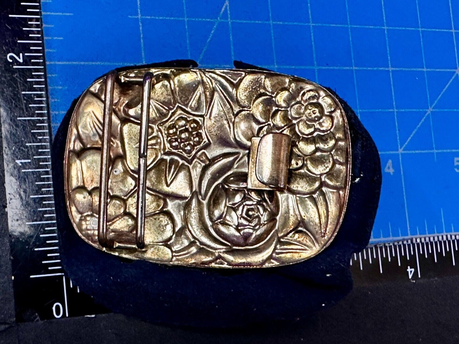 Unique Porcelain? Doll Face in Black Flapper Vintage Women's Belt Buckle