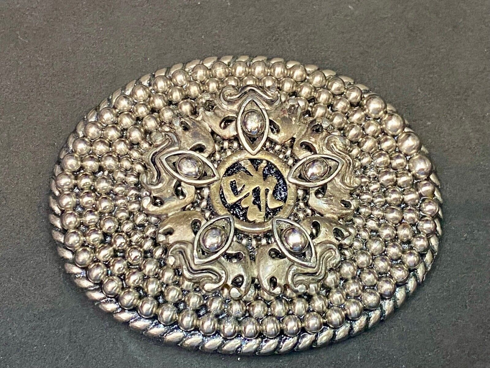 Unique Textured Silver Tone Metal Western Oval Belt Buckle 