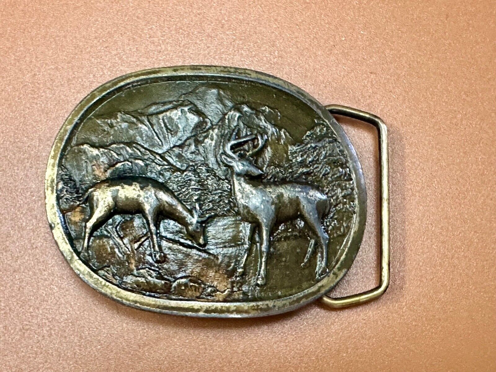 Vintage Doe and Buck / Deer  Vintage E-97 Indiana Metal Craft  belt buckle