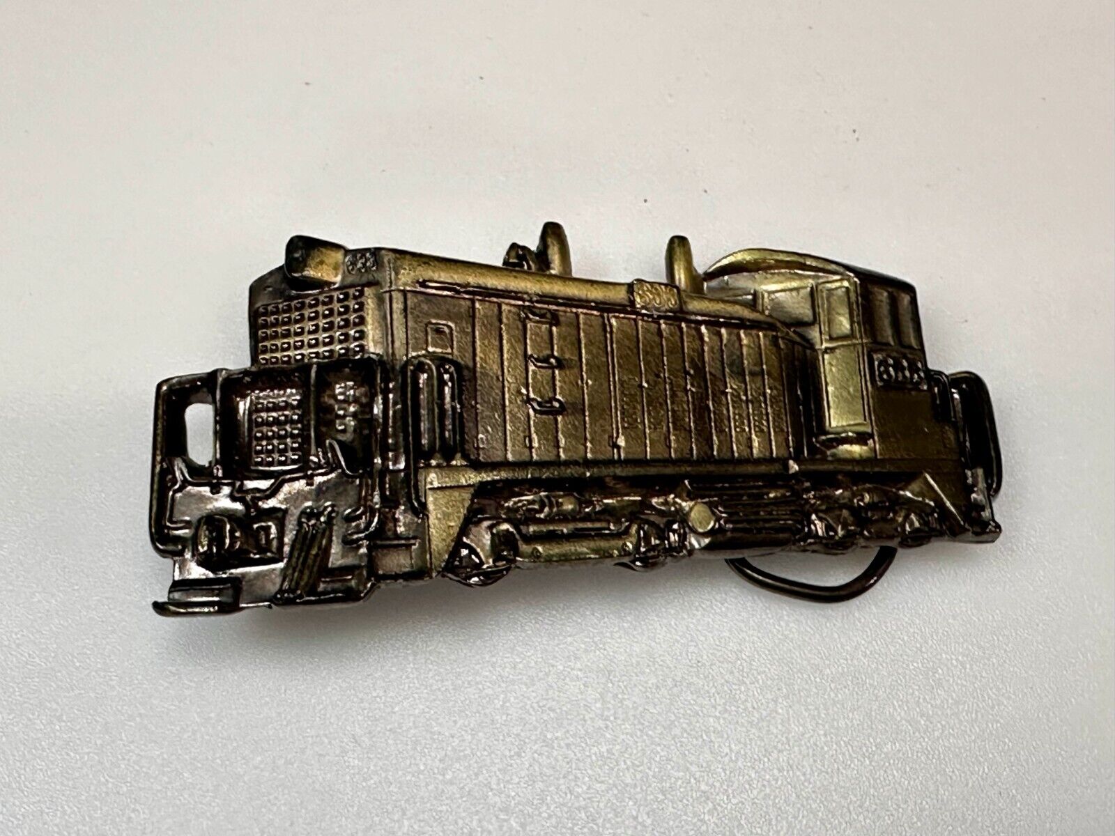 633 Diesel Locomotive RailRoad Train Vtg. 1981 The Great American Belt Buckle Co