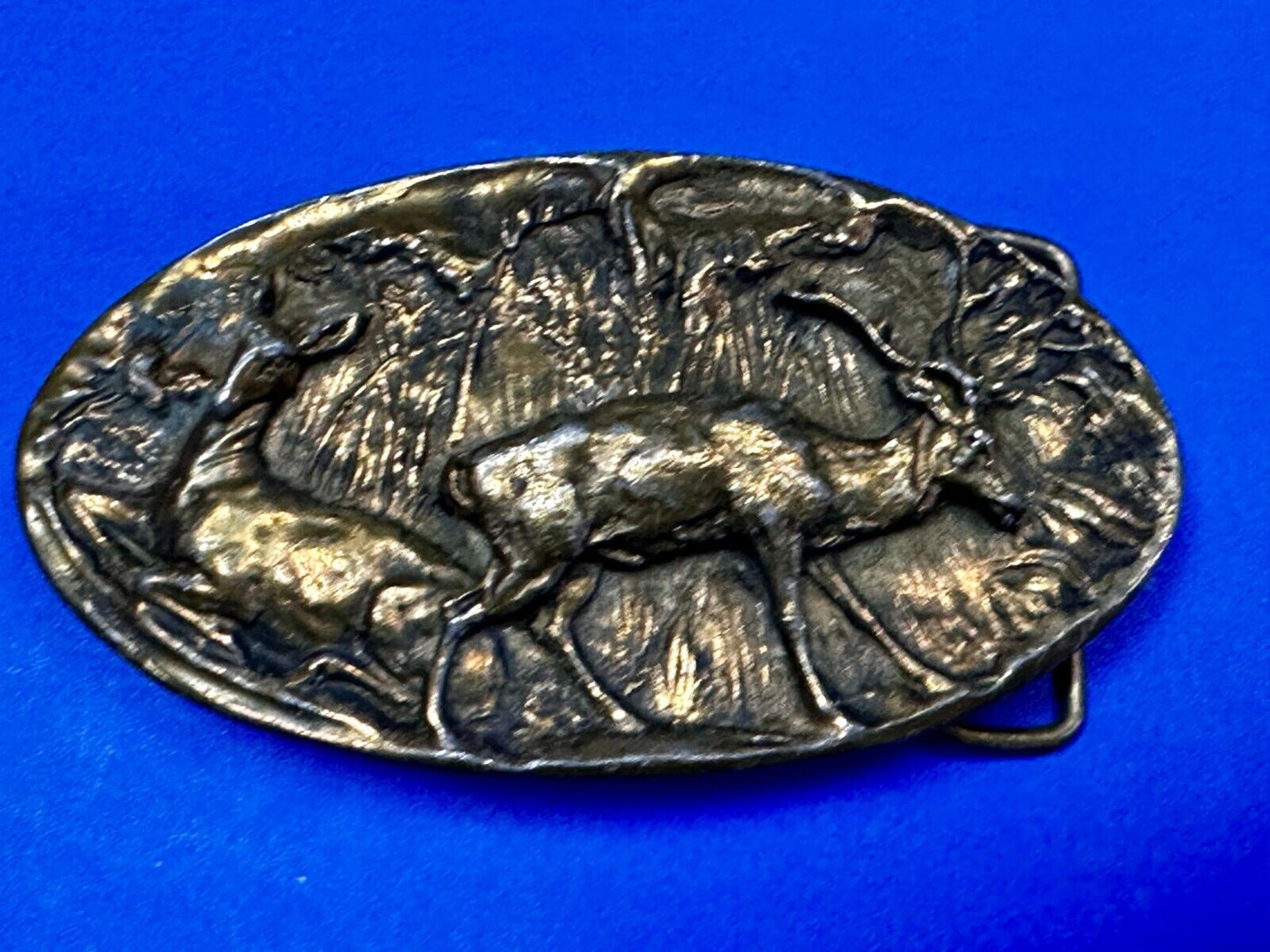 Vintage Deer in nature 1976 Adezy wide oval belt buckle