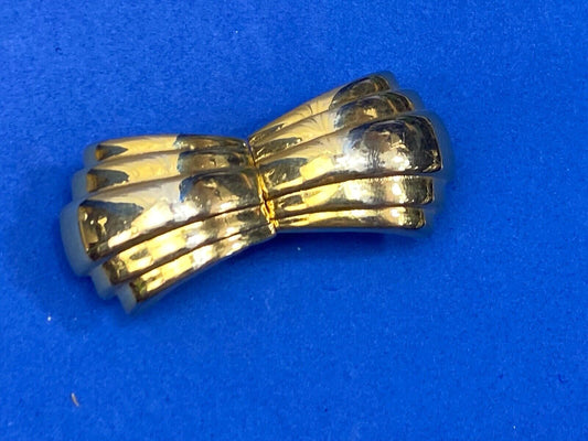 Vintage Gold Tone Two Piece Interlocking Bow Tie Belt Buckle By Dotty Smith 