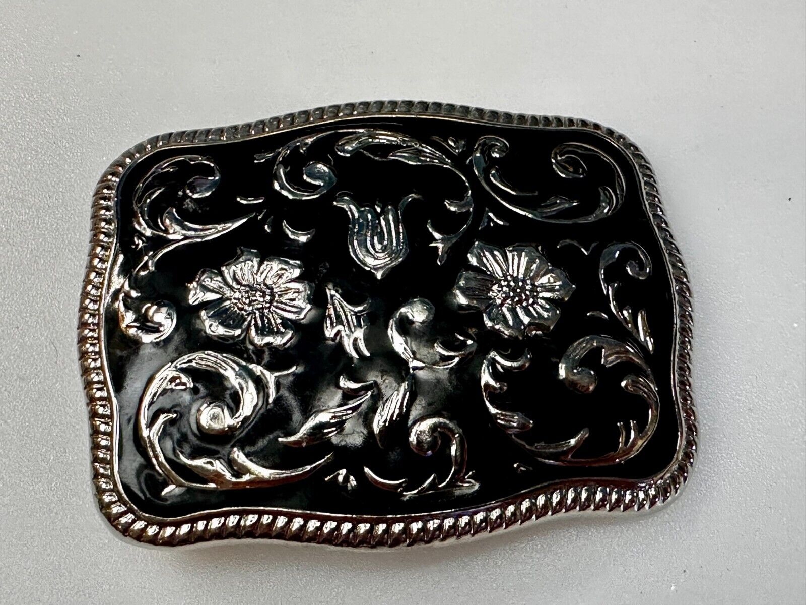 Black & Silver Color Ornate Western Flower Swirl Floral Theme Belt Buckle
