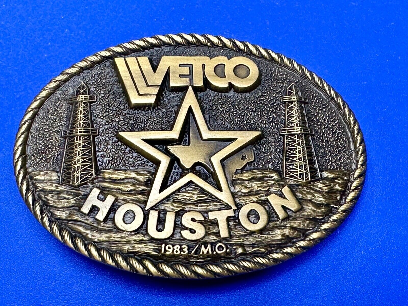 Vetco Texas Houston State Lone Star Oil Well Rig Vintage Brass Belt Buckle