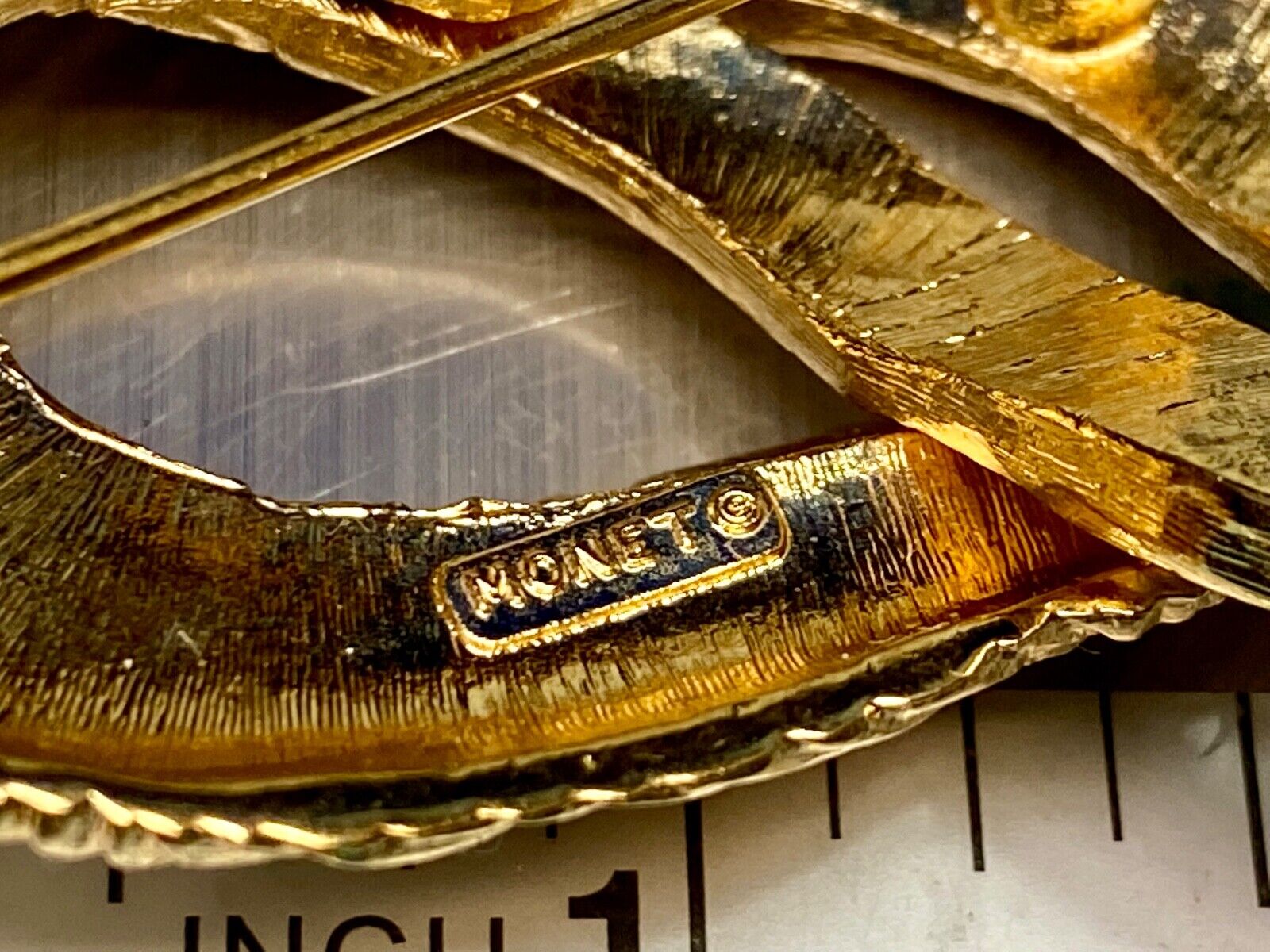 Swirl Feather Pattern Gold Tone Brooch Pin By Monet