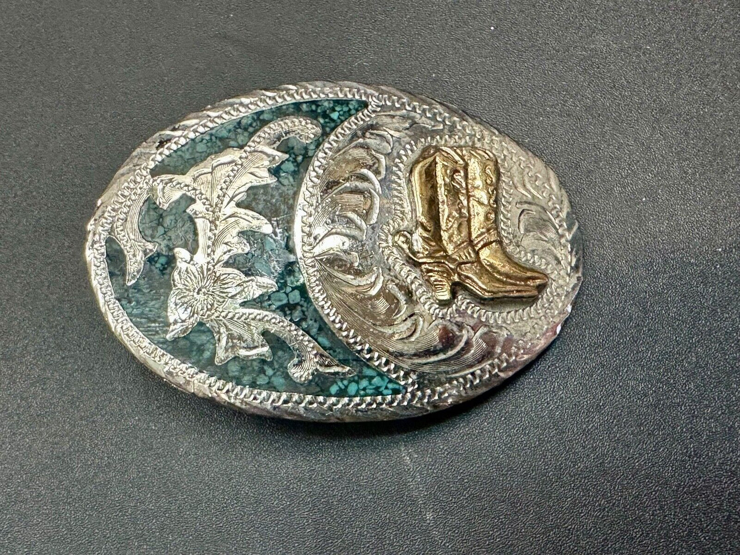 Beautiful Alpaca Mexico Vintage Cowboy Boots  Western ornate Vintage belt buckle