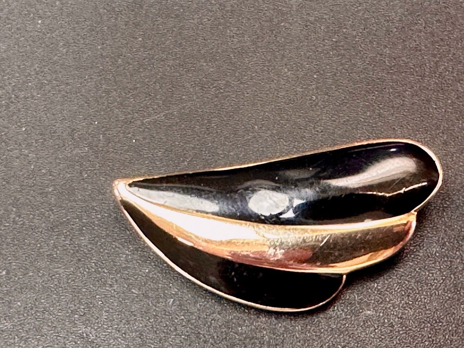 Abstract Leaf Shaped Black Enamel Gold tone brooch pin